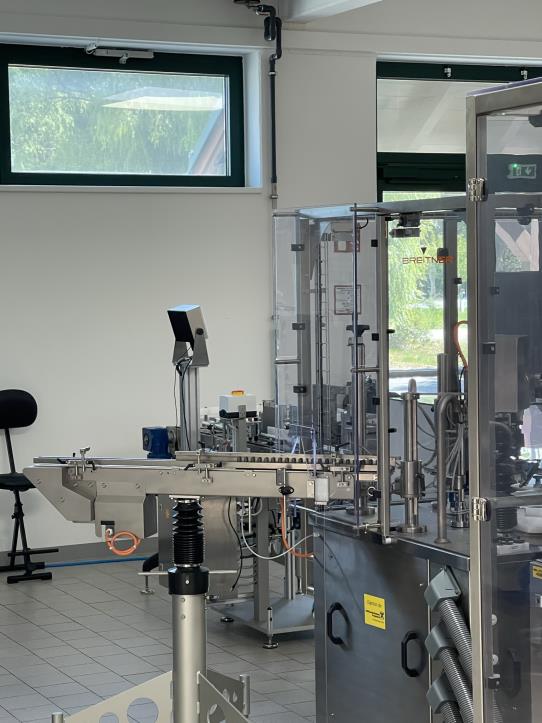 W pełni automatyczny system napełniania pojemników (10-250 ml)-10